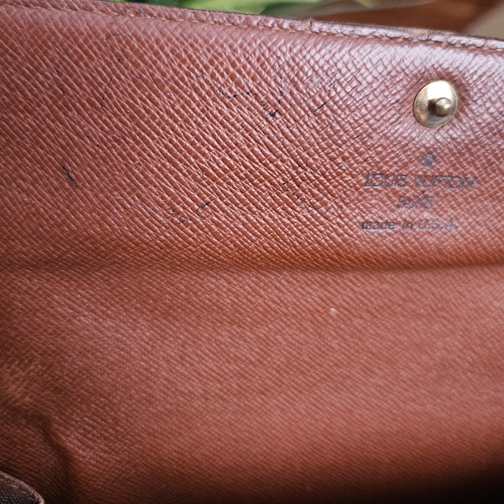 LOUIS VUITTON Vintage Brown Monogram Wallet With COA - Picture 12 of 16